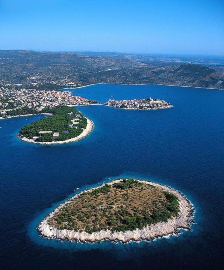 Eco-Friendly Estate I Aparthotel Primošten Buitenkant foto
