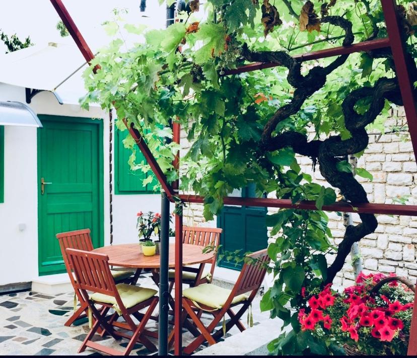 Eco-Friendly Estate I Aparthotel Primošten Buitenkant foto