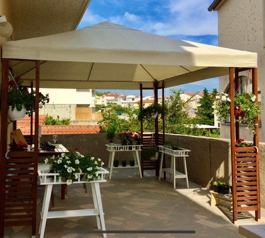 Eco-Friendly Estate I Aparthotel Primošten Buitenkant foto