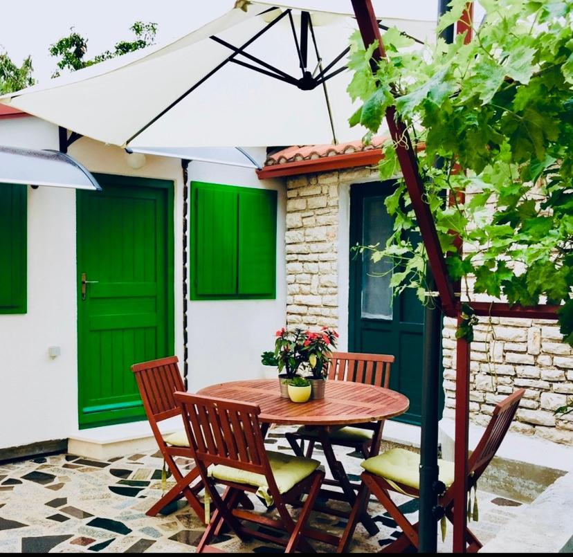 Eco-Friendly Estate I Aparthotel Primošten Buitenkant foto